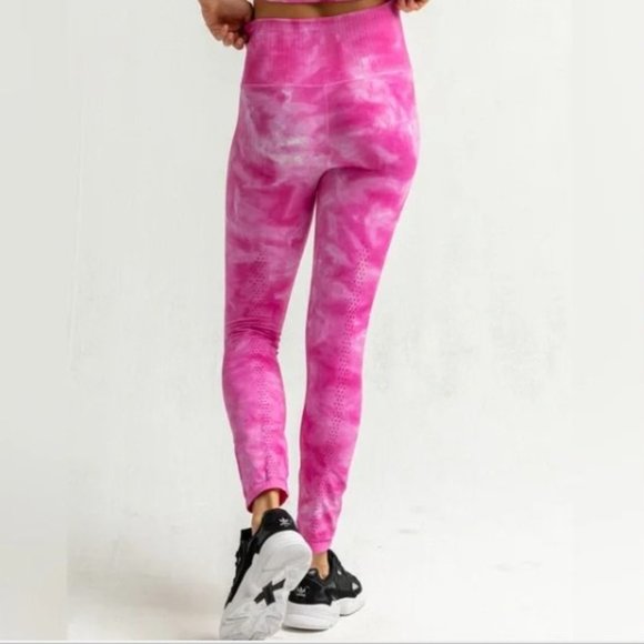 NWT Free People Movement Good Karma Tie Dye Leggings in XS/S & M/L - Picture 4 of 10